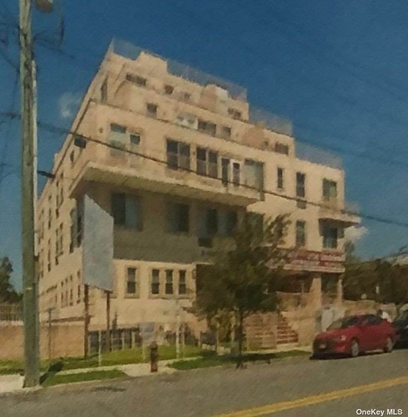 8413 Avenue K - Photo 1