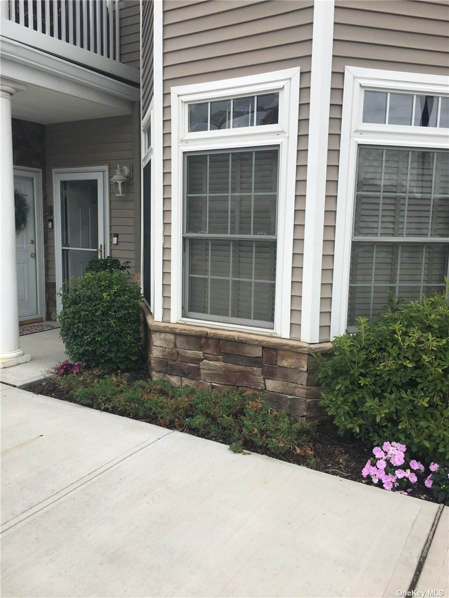 67 Jacqueline Way - Photo 1