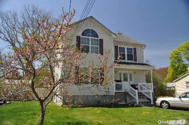 150 44th Street - Photo 1