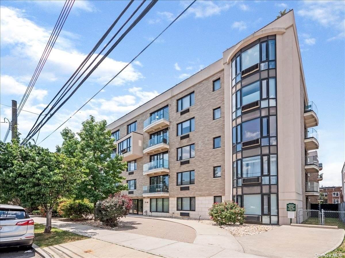 35-40 30 Street - Photo 1
