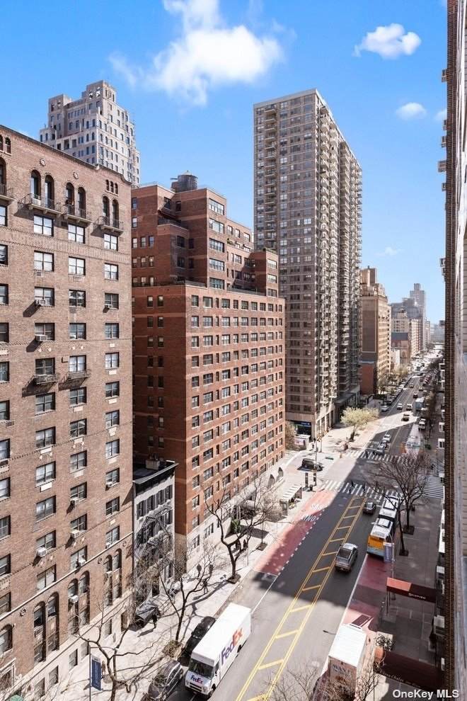 230 E79th Street - Photo 1