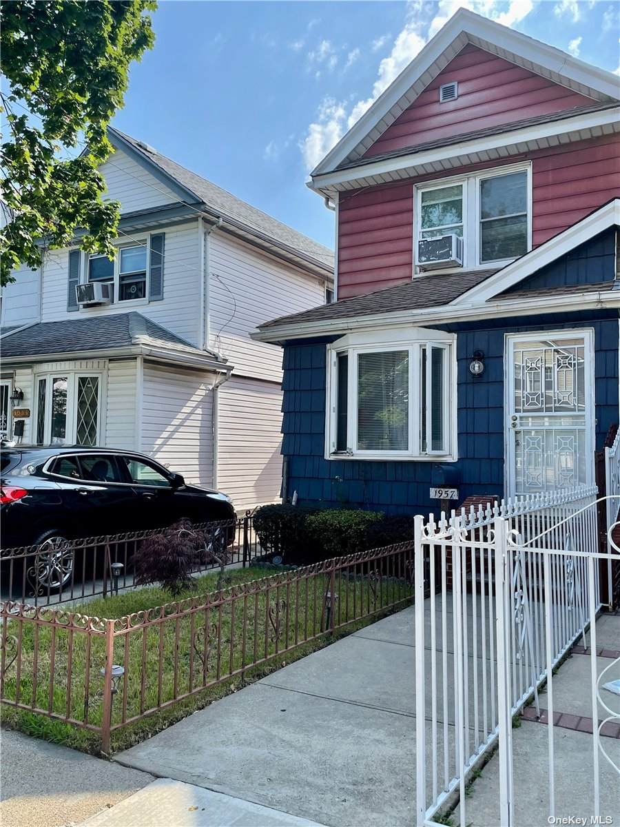 1957 Troy Avenue - Photo 1