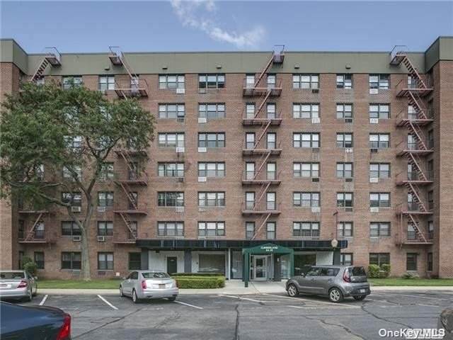84-20 153 Avenue - Photo 1