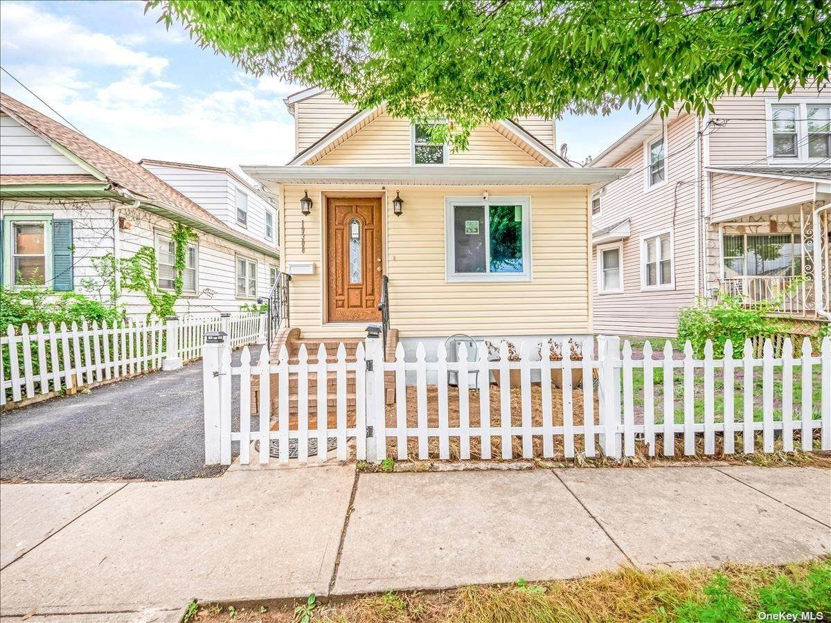 193-08 120th Avenue - Photo 1