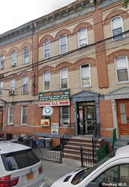 964 Seneca Avenue - Photo 1