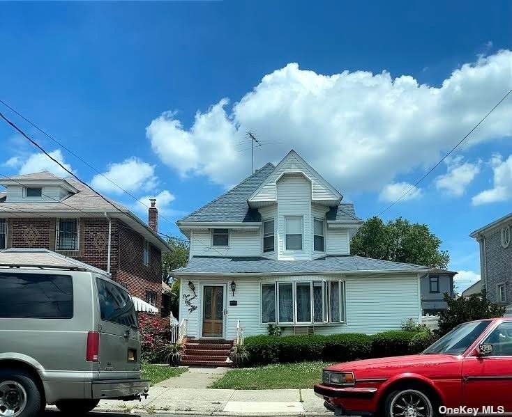 111-43 117th Street - Photo 1