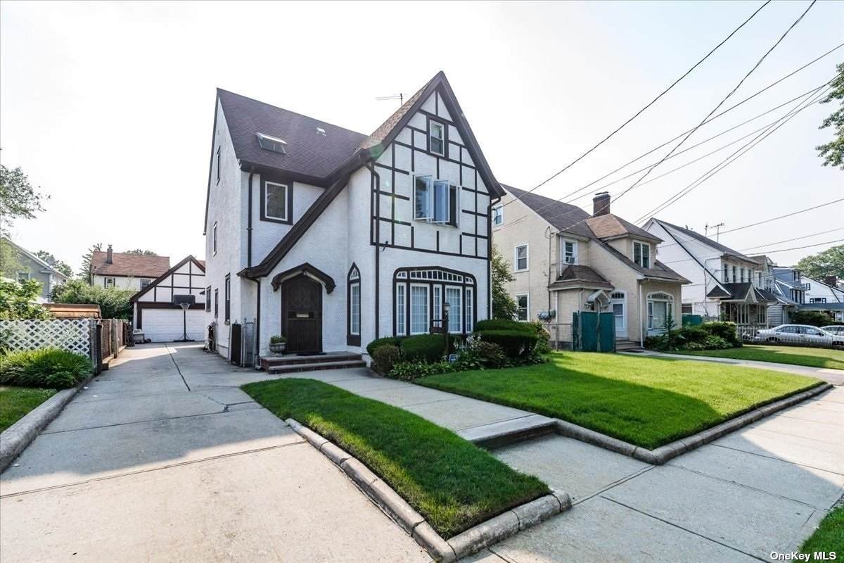 110-11 198th Street - Photo 1