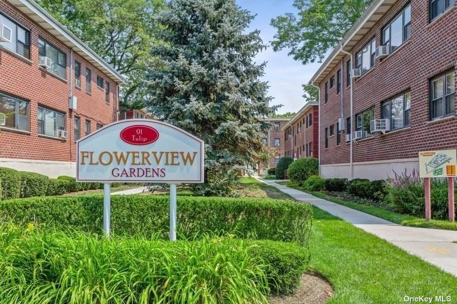 91 Tulip Avenue - Photo 1