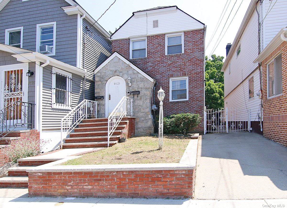 91-21 81 Street - Photo 1