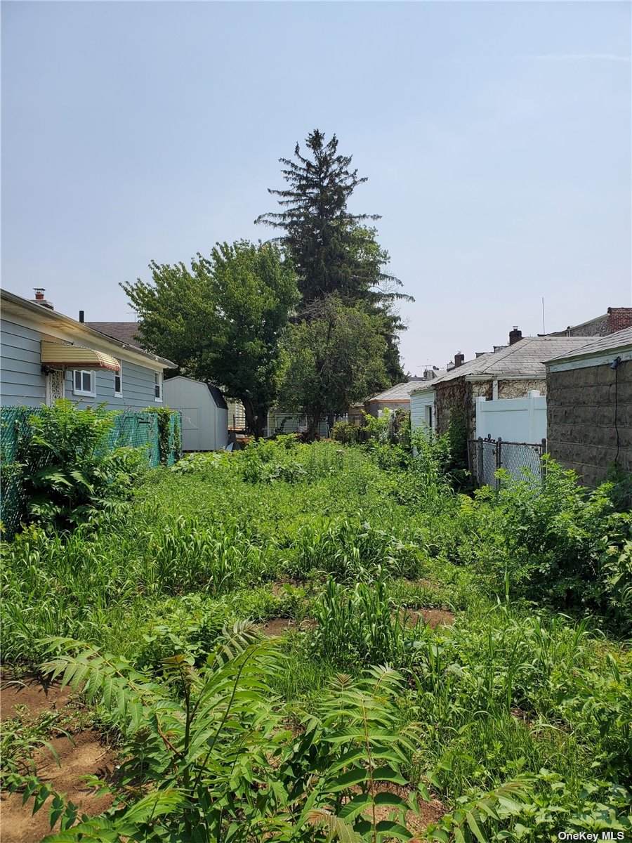 200th St 118th Avenue - Photo 1