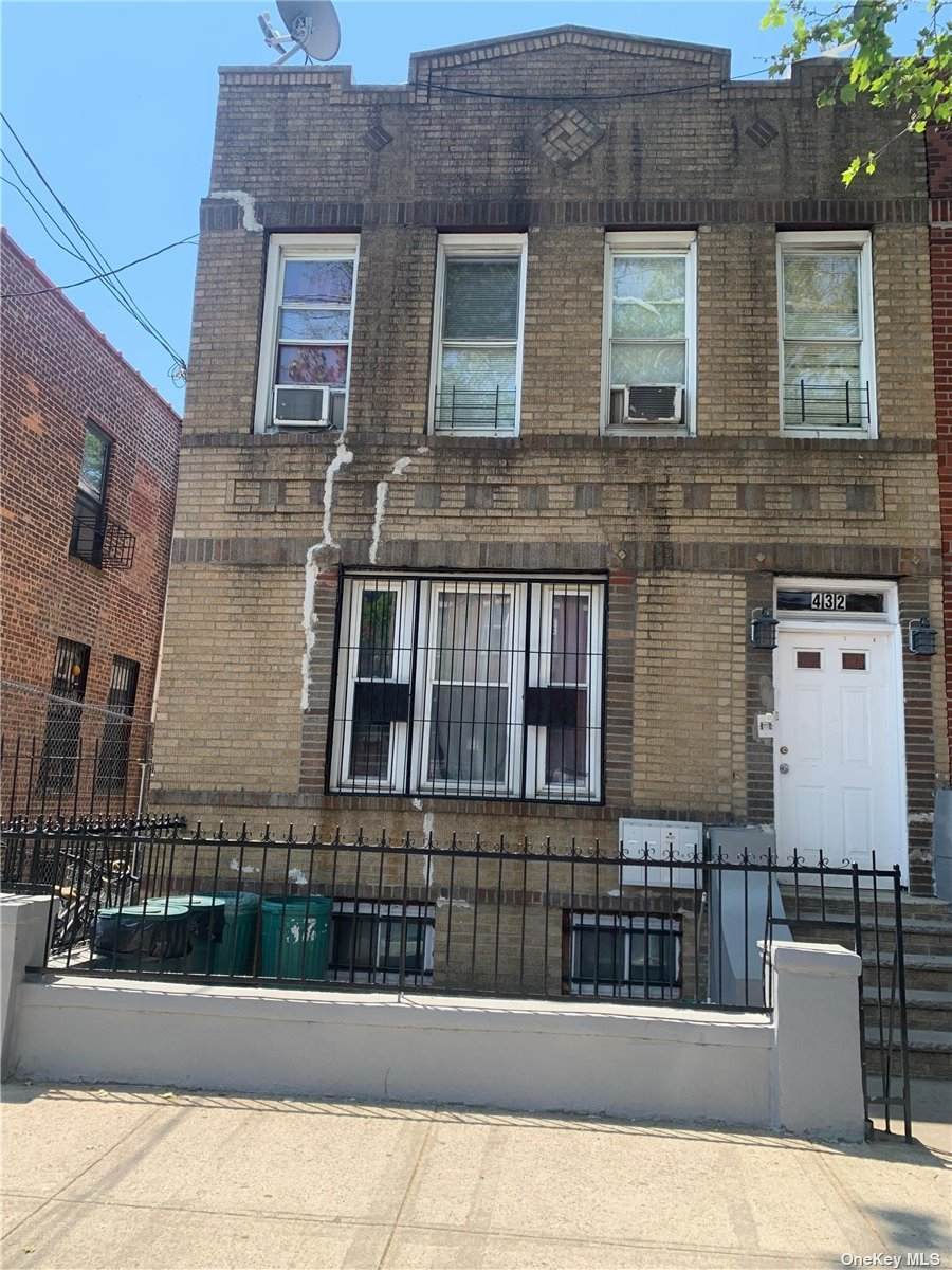 432 Logan Street - Photo 1