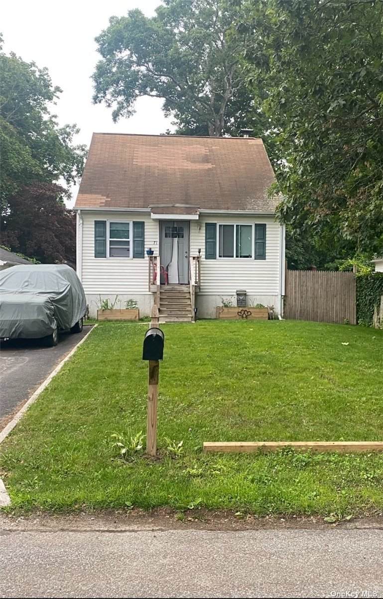 71 Moriches Drive - Photo 1