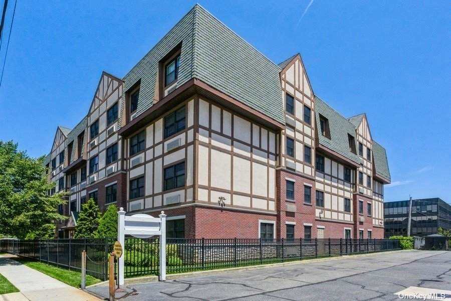 55 Clinton Avenue - Photo 1