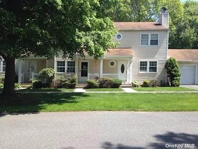 10 Stone Commons - Photo 1