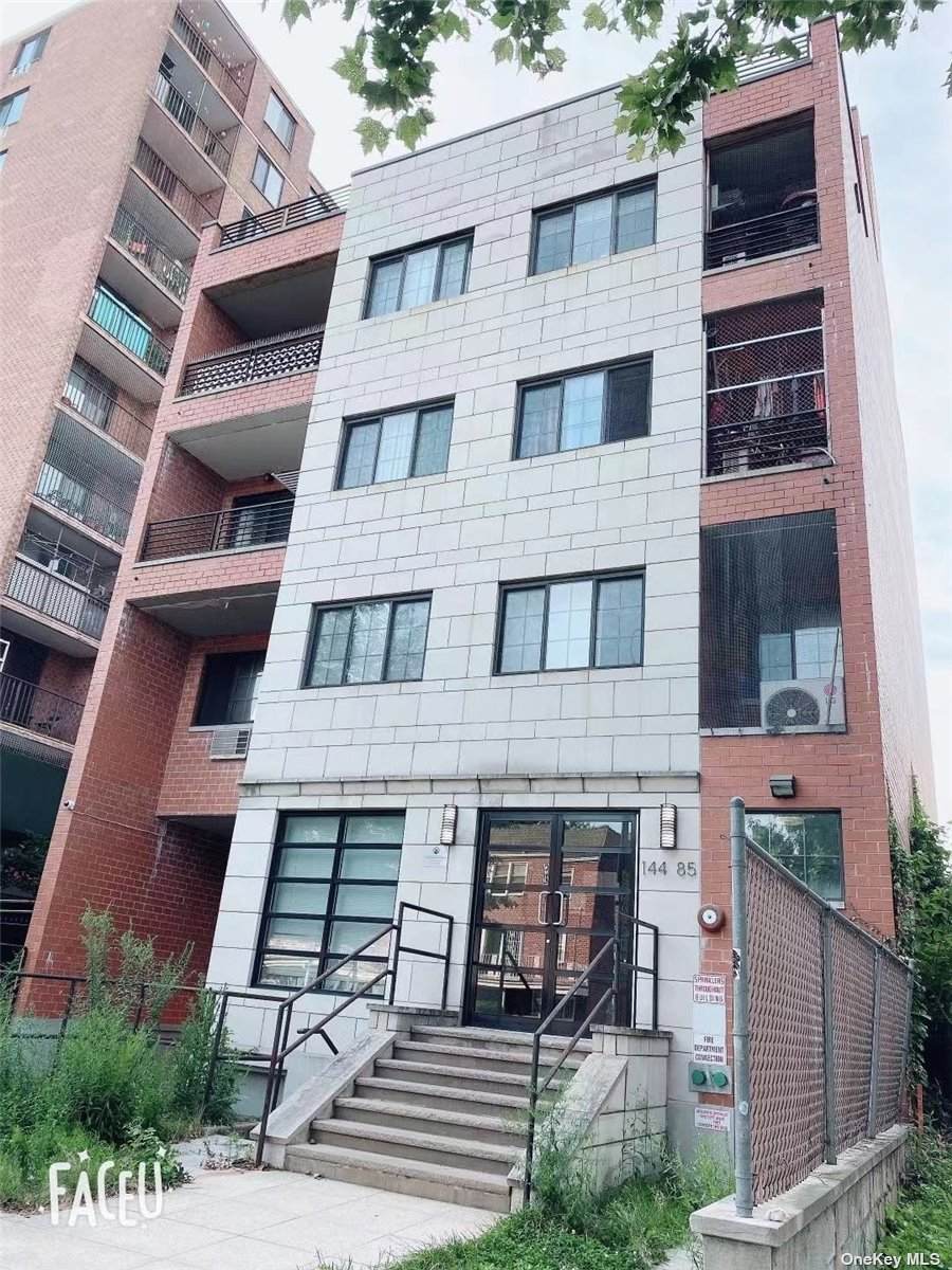 144-85 Roosevelt Avenue - Photo 1