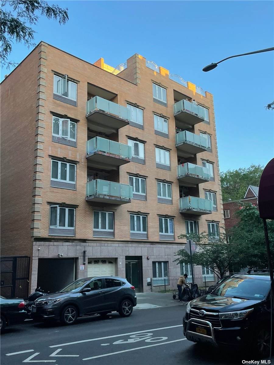 85-10 Elmhurst Avenue - Photo 1