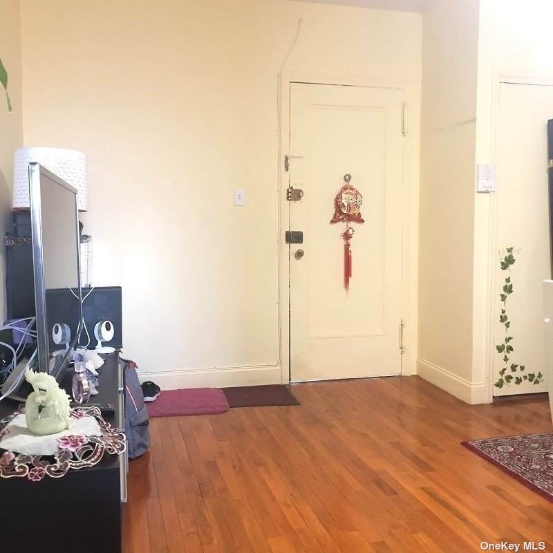 100-10 67th Road - Photo 1