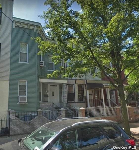 90 Norwood Avenue - Photo 1