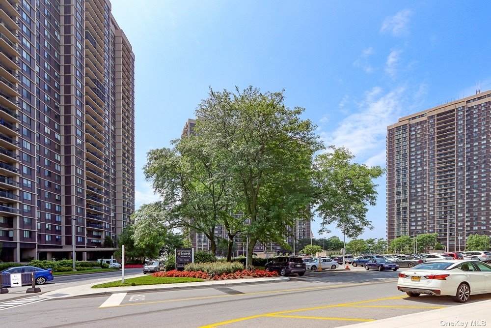 27010 Grand Central Parkway - Photo 1