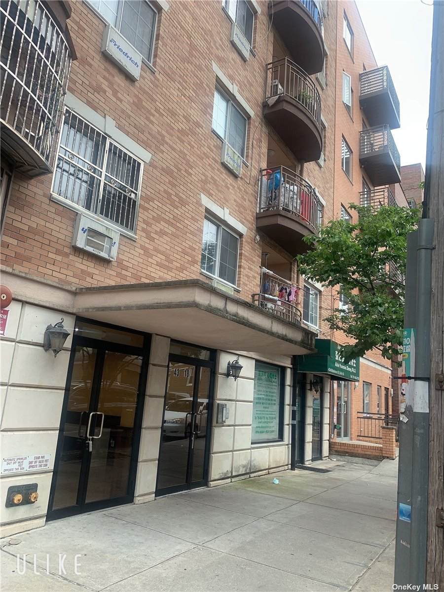 4312 Robinson Street - Photo 1