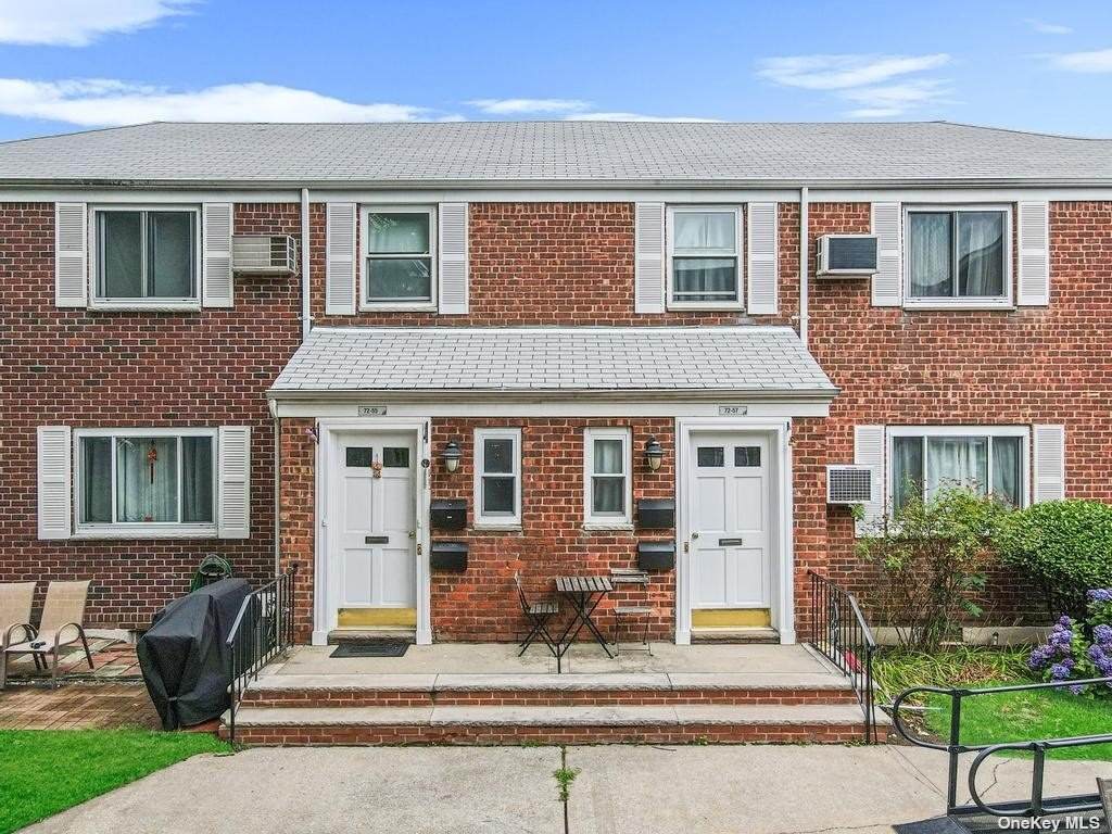 72-55 Little Neck - Photo 1