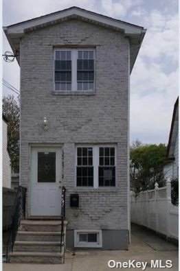 120-45 164 St - Photo 1