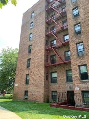 150-15 72 Road - Photo 1