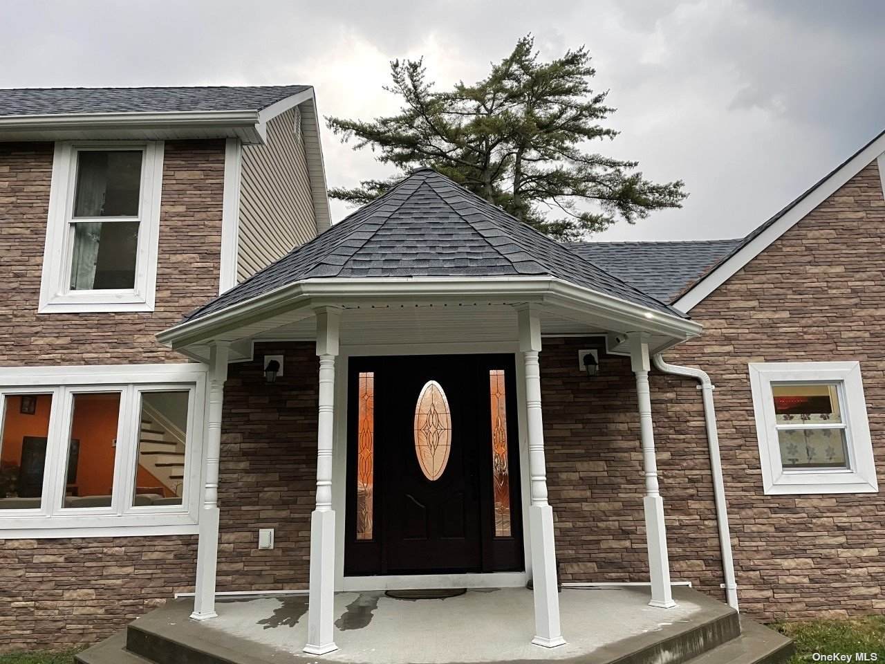 87 Champlin Avenue - Photo 1