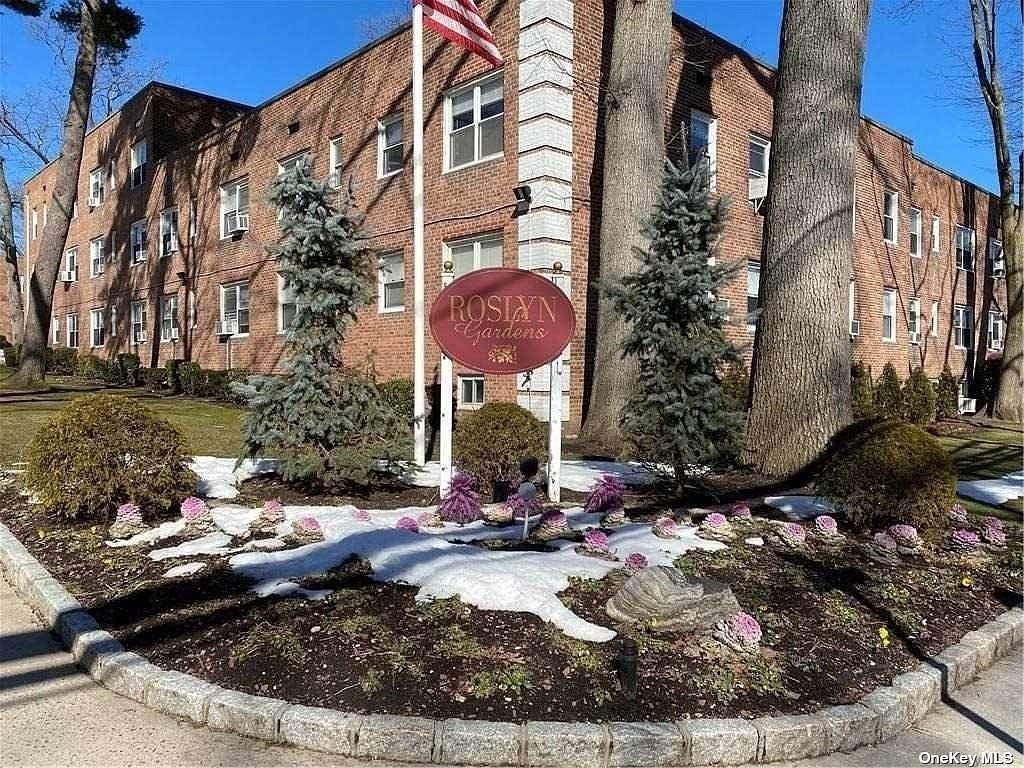 5 Edwards Street - Photo 1