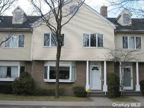 606 Oceanpoint Avenue - Photo 1