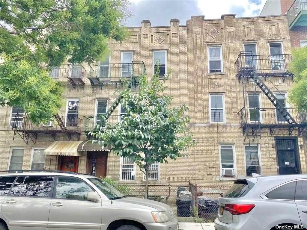 740 59th St - Photo 1