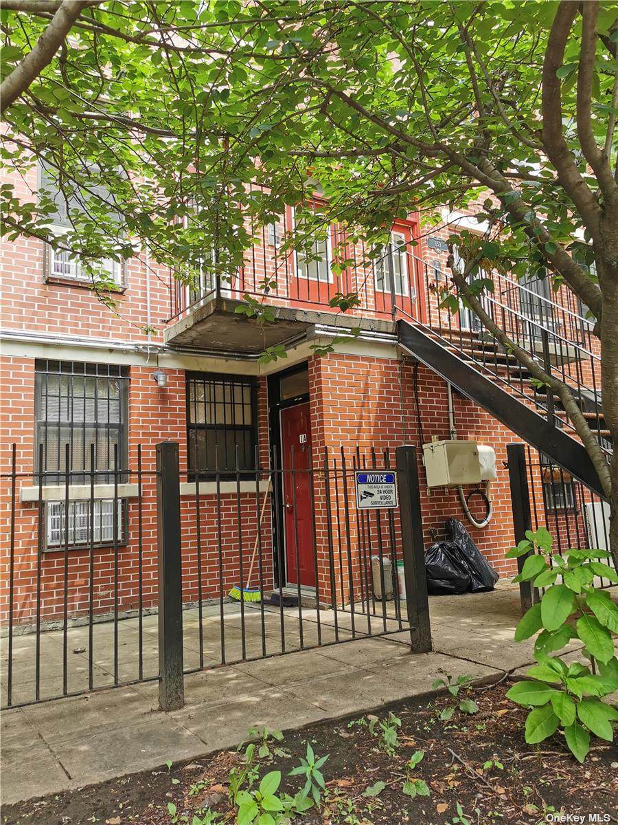 151 Stanton St - Photo 1