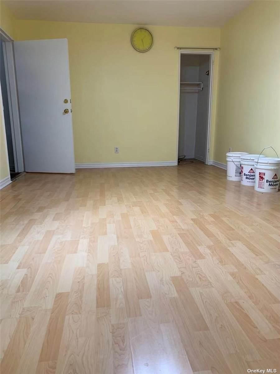 64-62 223 Place - Photo 1