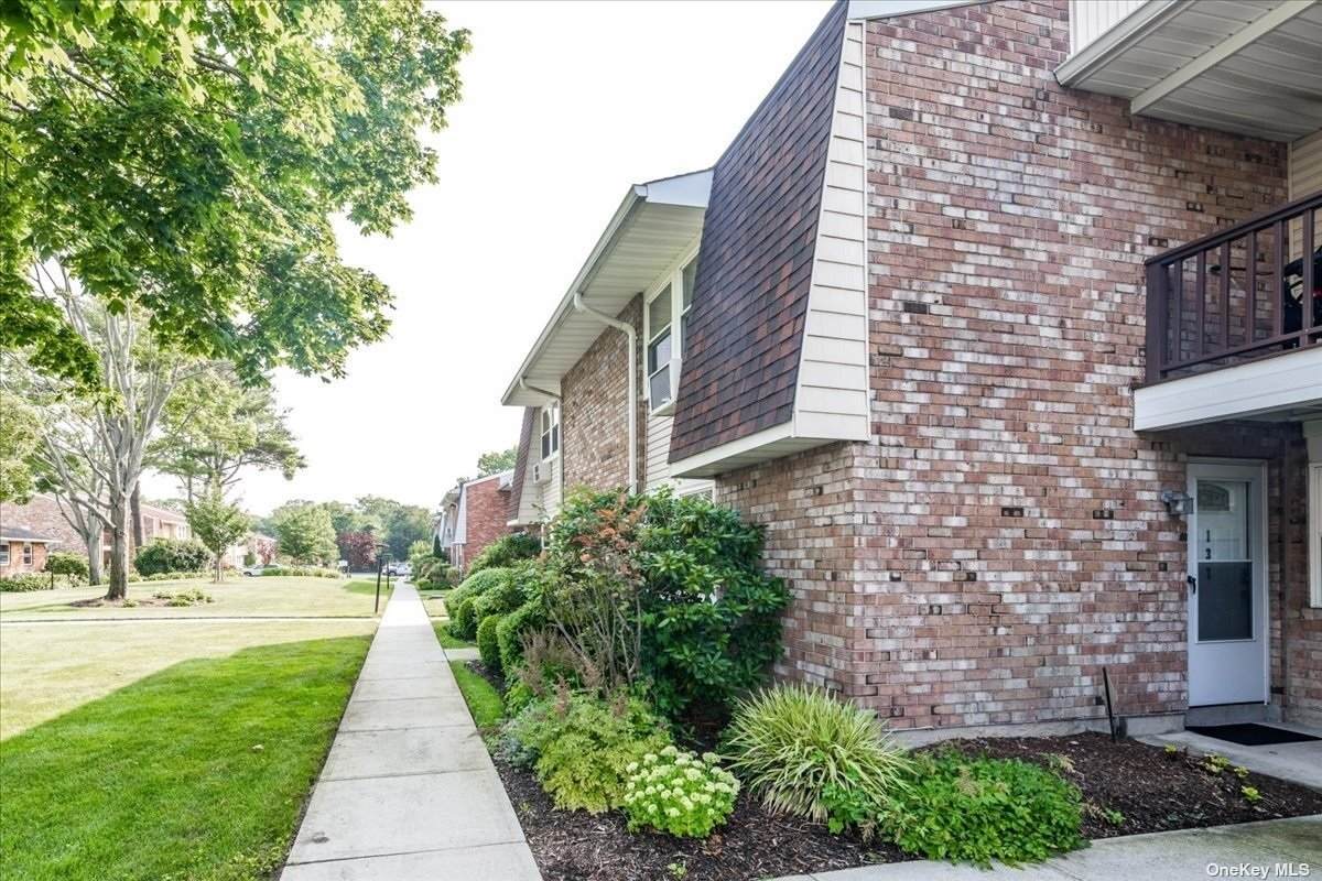 137 Millard Avenue - Photo 1