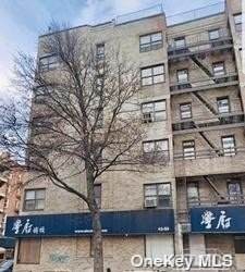 43-55 Kissena Boulevard - Photo 1