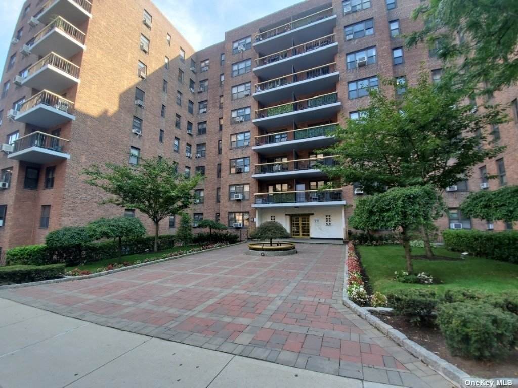 67-76 Booth Street - Photo 1