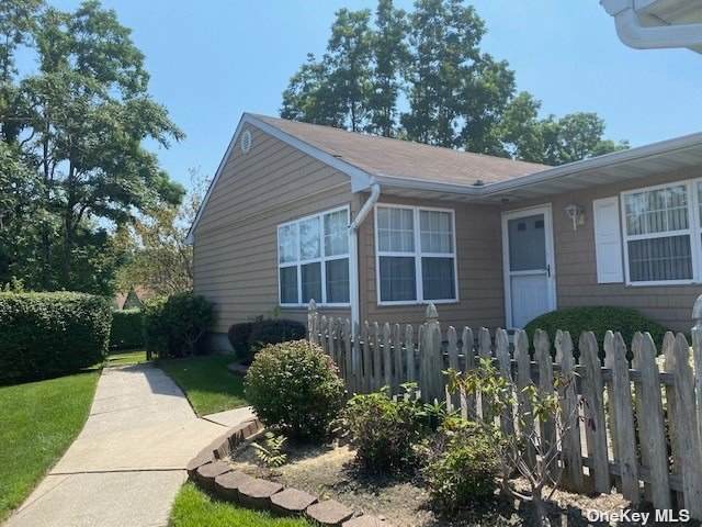 77 Theodore Drive - Photo 1
