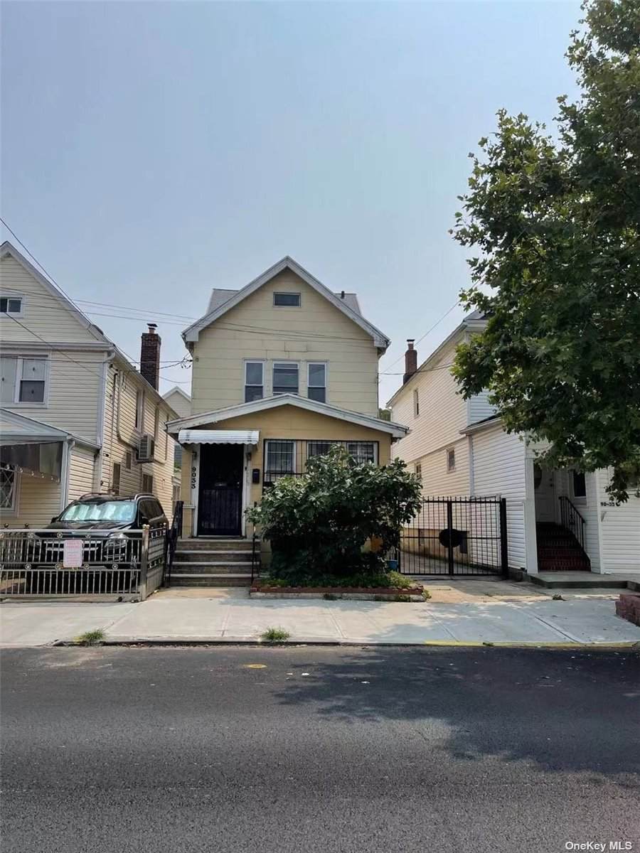 90-33 78th Street - Photo 1