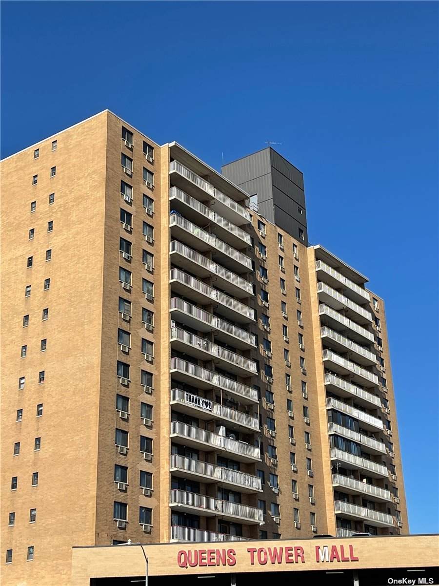 92-29 Queens Boulevard - Photo 1