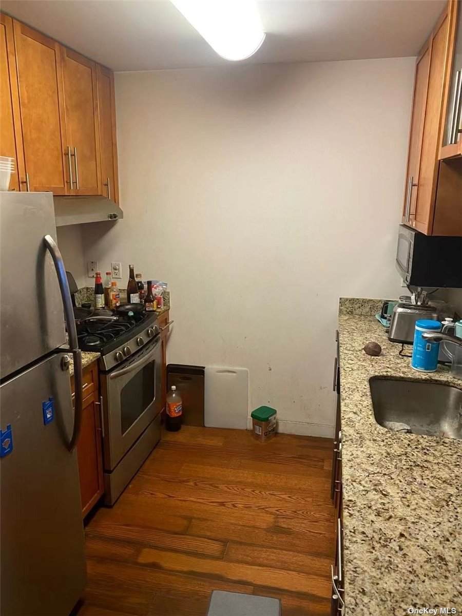 40-28 College Point Boulevard - Photo 1