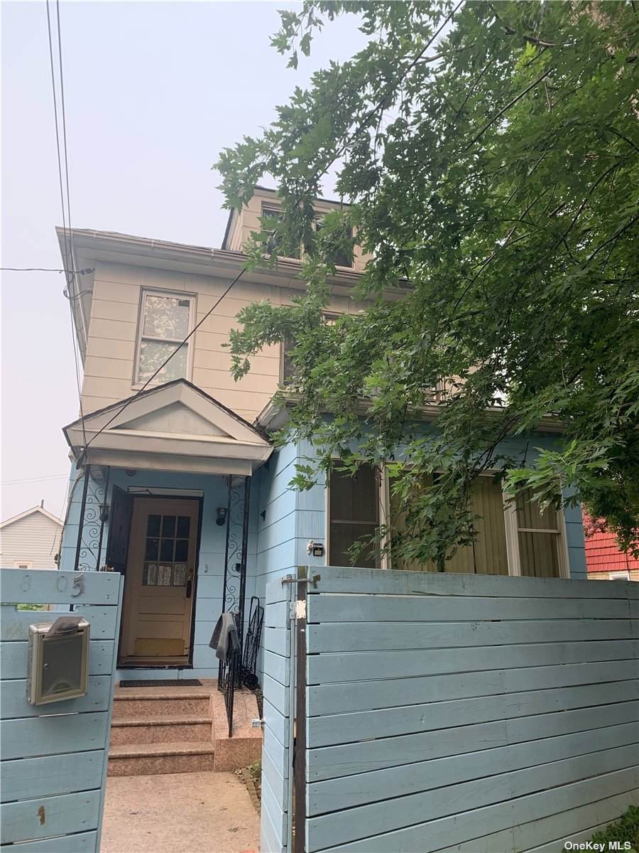 805 College Place - Photo 1