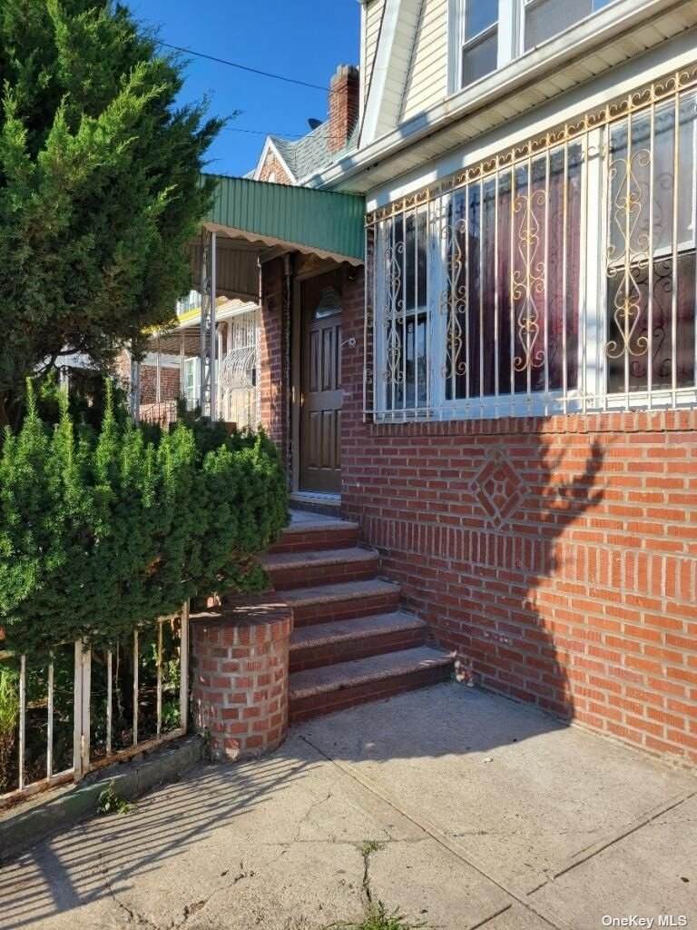 871 46th Street - Photo 1