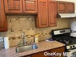 70 Howard Avenue - Photo 1