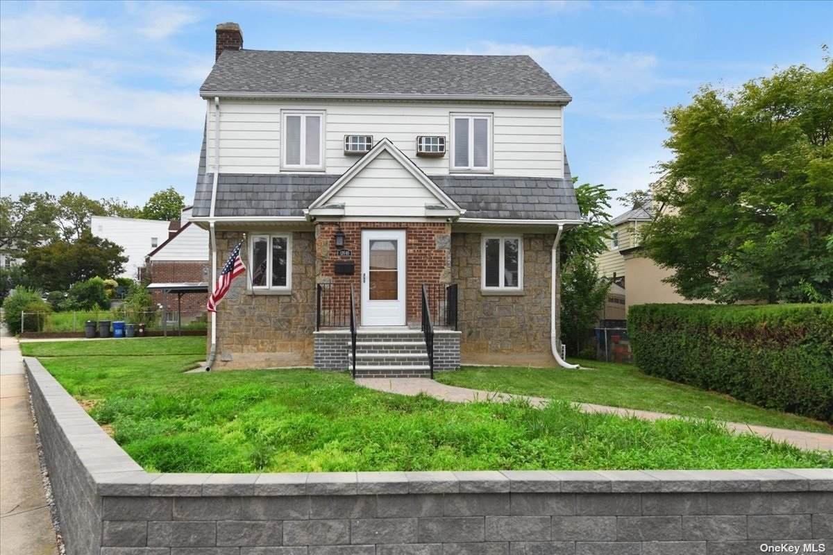 120-10 9th Road - Photo 1