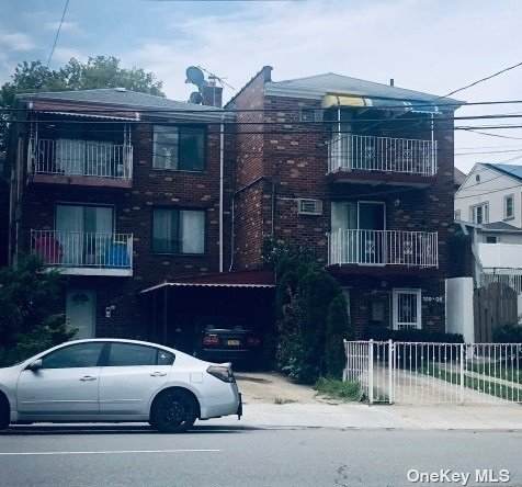10910 Ditmars Boulevard - Photo 1