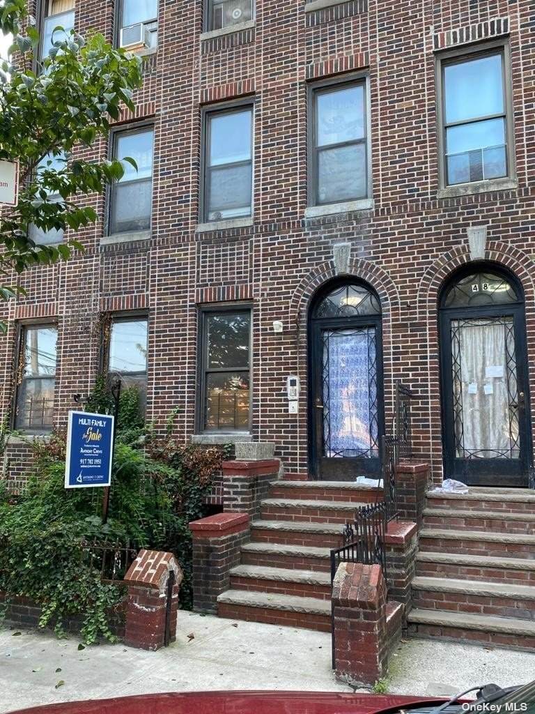 52 52nd Street - Photo 1