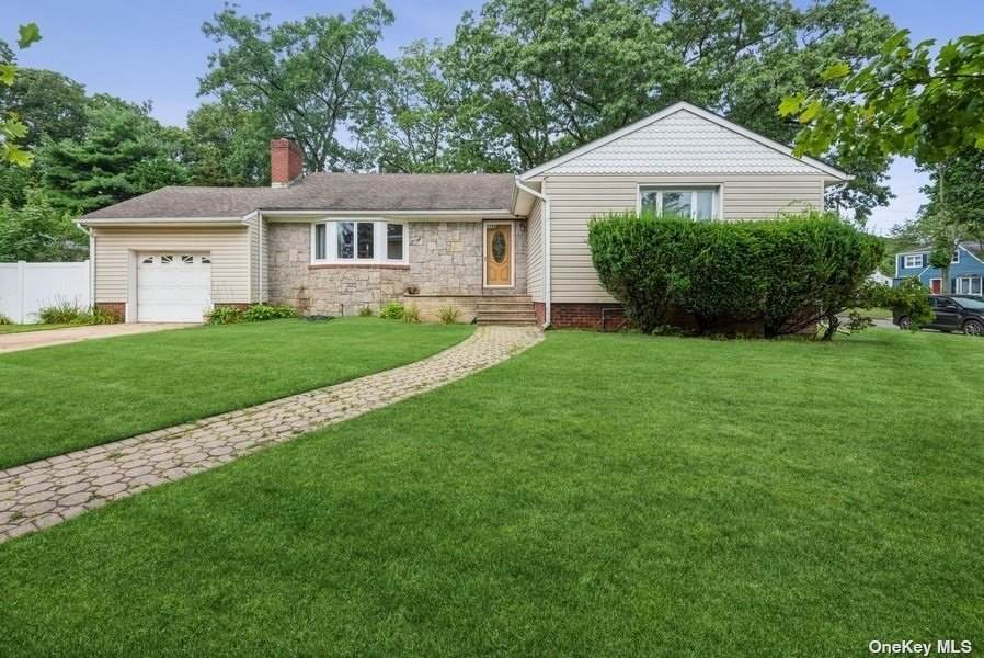 2293 Hewlett Avenue - Photo 1