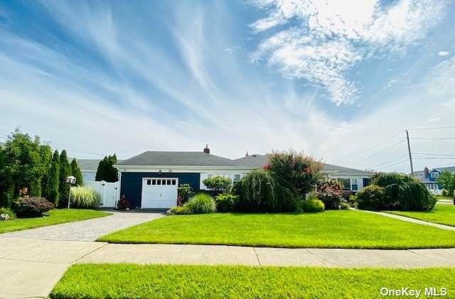 2 Sunset Avenue - Photo 1