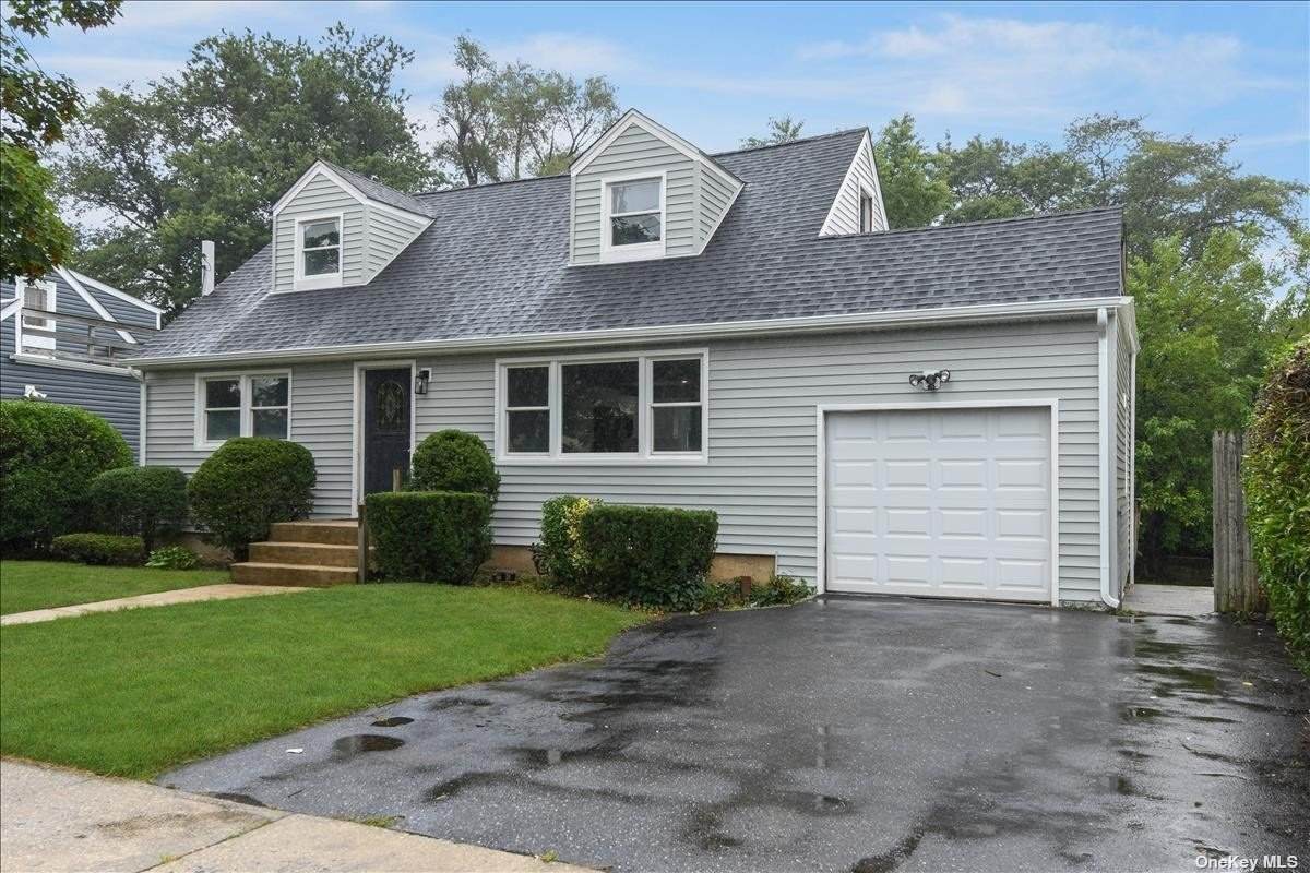 2151 Johnson - Photo 1