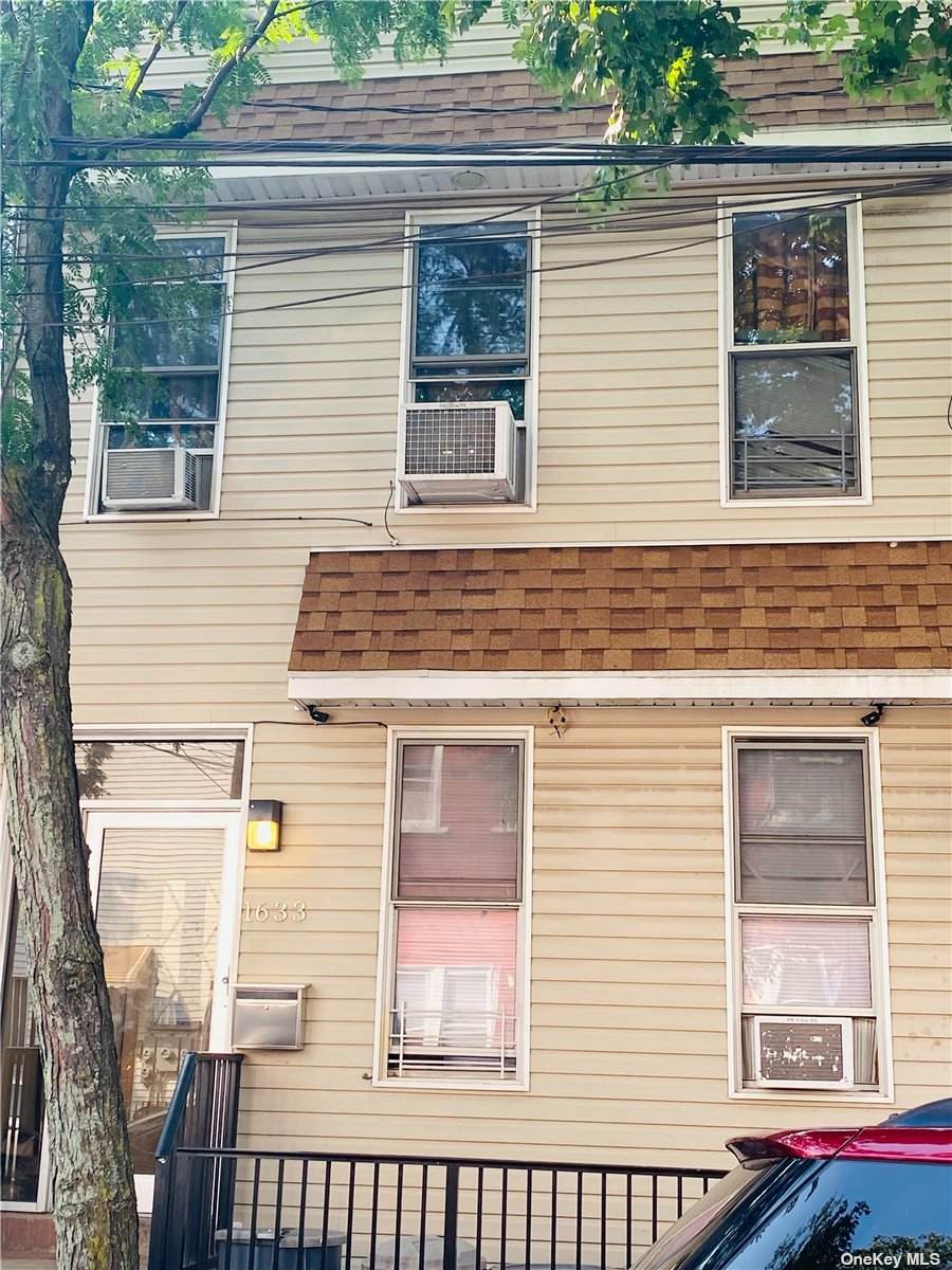 16-33 Norman Street - Photo 1